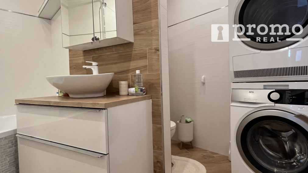 MOLDAVSKÁ 3 IZB.BYT + LOGGIA TOP LOKALITA