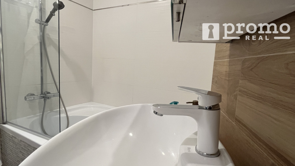 MOLDAVSKÁ 3 IZB.BYT + LOGGIA TOP LOKALITA