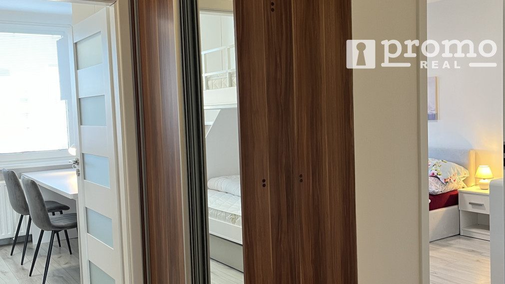 MOLDAVSKÁ 3 IZB.BYT + LOGGIA TOP LOKALITA