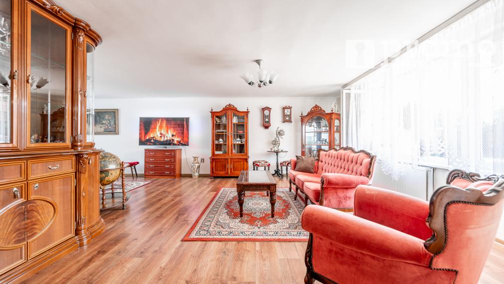 PREDANÉ  MILHOSŤ 5 IZB ROD DOM  SMER VOLVO POZEMOK 352m2