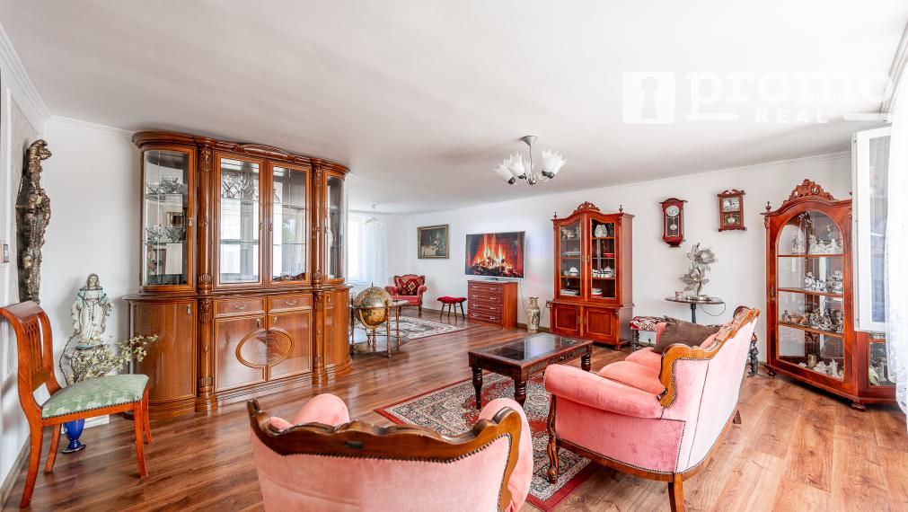 PREDANÉ  MILHOSŤ 5 IZB ROD DOM  SMER VOLVO POZEMOK 352m2