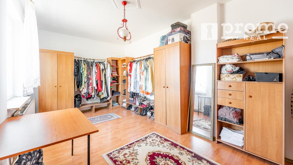 PREDANÉ  MILHOSŤ 5 IZB ROD DOM  SMER VOLVO POZEMOK 352m2