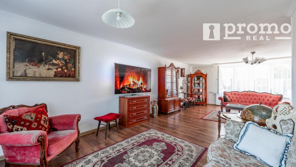 PREDANÉ  MILHOSŤ 5 IZB ROD DOM  SMER VOLVO POZEMOK 352m2