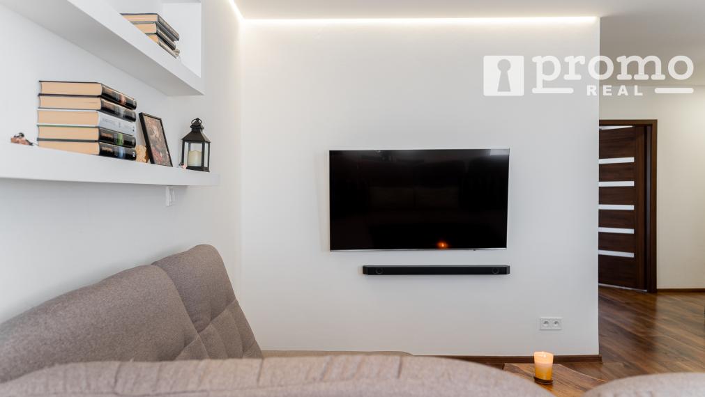 PREDANÉ STIEROVÁ - KVP 4 IZBOVÝ PRAŽSKÝ BYT 91m2+7m2  LOGGIA KOMPLETNÁ REKONŠTRUKCIA KLIMATIZÁCIA