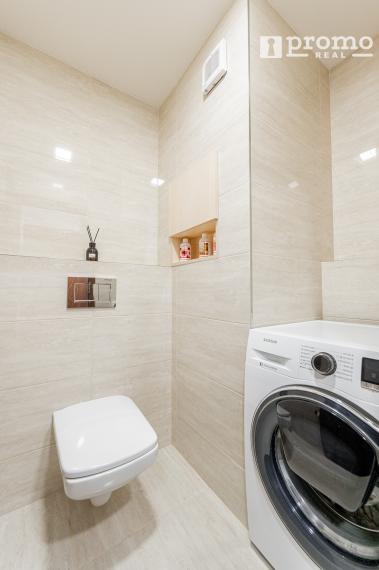 PREDANÉ STIEROVÁ - KVP 4 IZBOVÝ PRAŽSKÝ BYT 91m2+7m2  LOGGIA KOMPLETNÁ REKONŠTRUKCIA KLIMATIZÁCIA