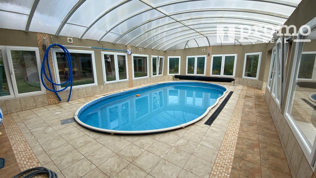 PREDANÉ HRAŠOVÍK 7 IZB, BAZÉN,GARÁŽ,POZEMOK 750m2