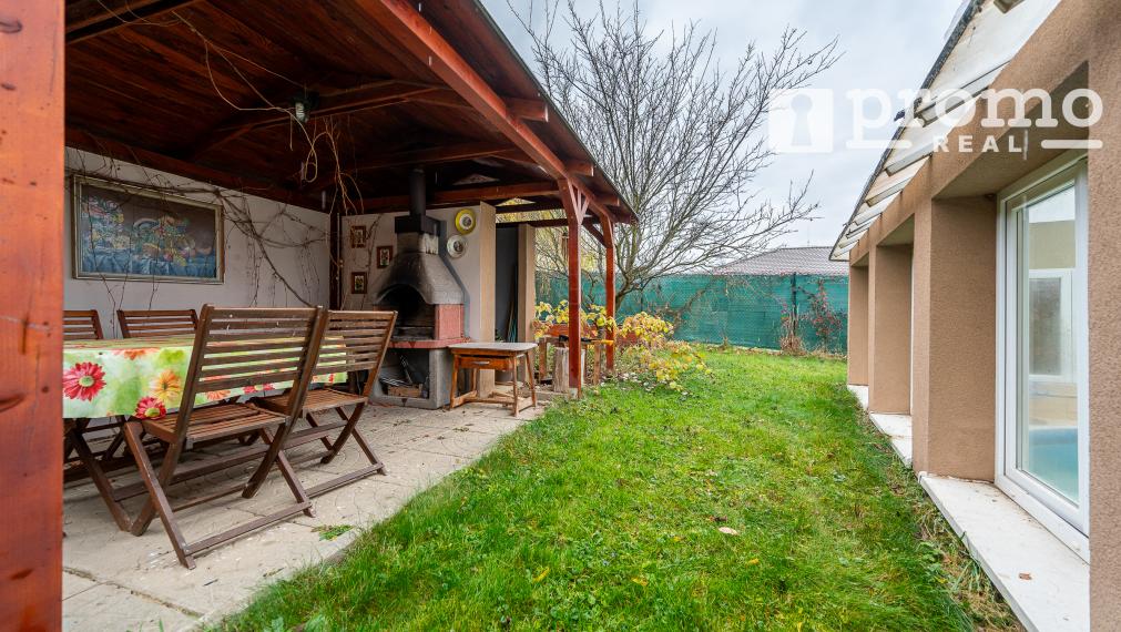 PREDANÉ HRAŠOVÍK 7 IZB, BAZÉN,GARÁŽ,POZEMOK 750m2