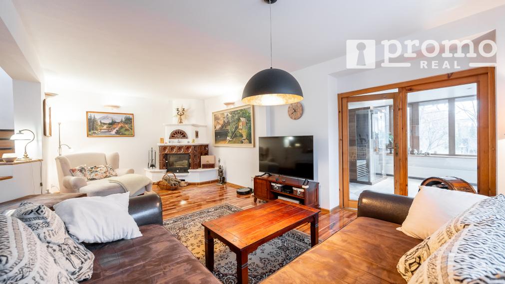 PREDANÉ HRAŠOVÍK 7 IZB, BAZÉN,GARÁŽ,POZEMOK 750m2