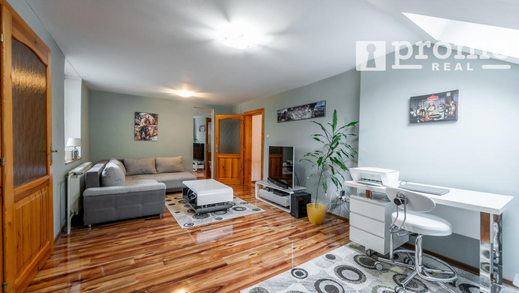 PREDANÉ HRAŠOVÍK 7 IZB, BAZÉN,GARÁŽ,POZEMOK 750m2