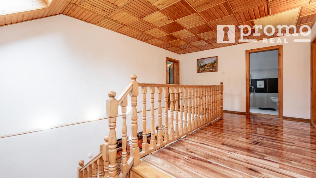 PREDANÉ HRAŠOVÍK 7 IZB, BAZÉN,GARÁŽ,POZEMOK 750m2