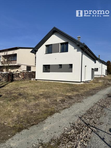 PREDANÉ BIDOVCE 4 IZB. NOVOSTAVBA RODINNÉHO DOMU POZEMOK 448M2