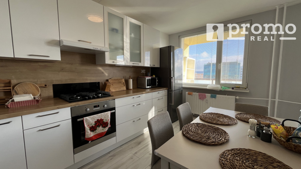 MOLDAVSKÁ 3 IZB.BYT + LOGGIA TOP LOKALITA