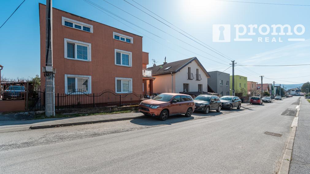 🏡 Priestranný rodinný dom s 2 bytmi a veľkou záhradou – Prešov, Solivar, Čajkovského ulica