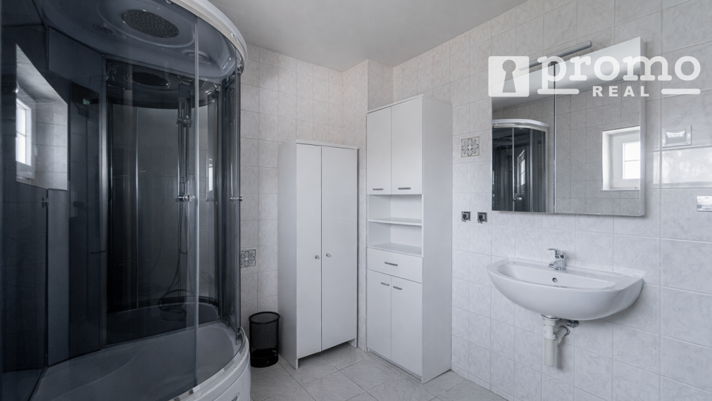 🏡 Priestranný rodinný dom s 2 bytmi a veľkou záhradou – Prešov, Solivar, Čajkovského ulica