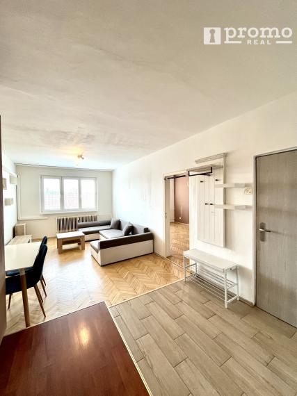 PANELOVÁ 2 IZBOVÝ KLIMATIZOVANÝ BYT 57 m2