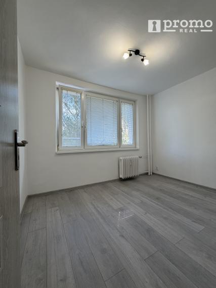 BUKOVECKÁ 1,5 IZB.BYT 40 m2 NOVÁ REKONSTRUKCIA