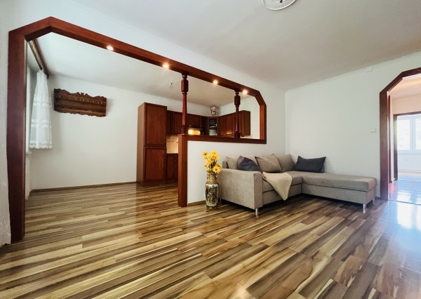 SPUTNIKOVÁ 3 izb. pražský byt 70m2 + 6 m2 loggia