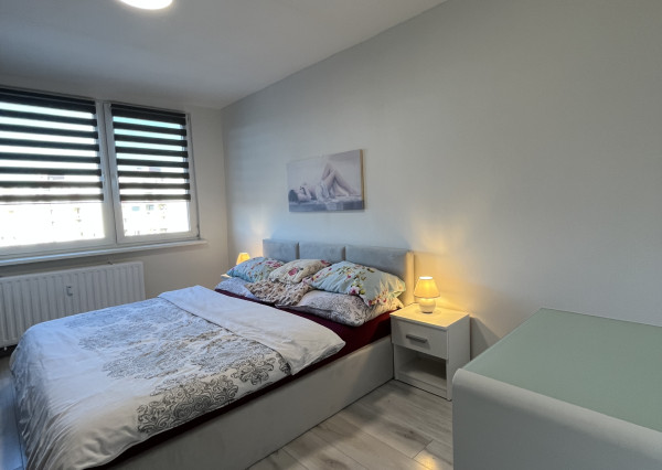 MOLDAVSKÁ 3 IZB.BYT + LOGGIA TOP LOKALITA